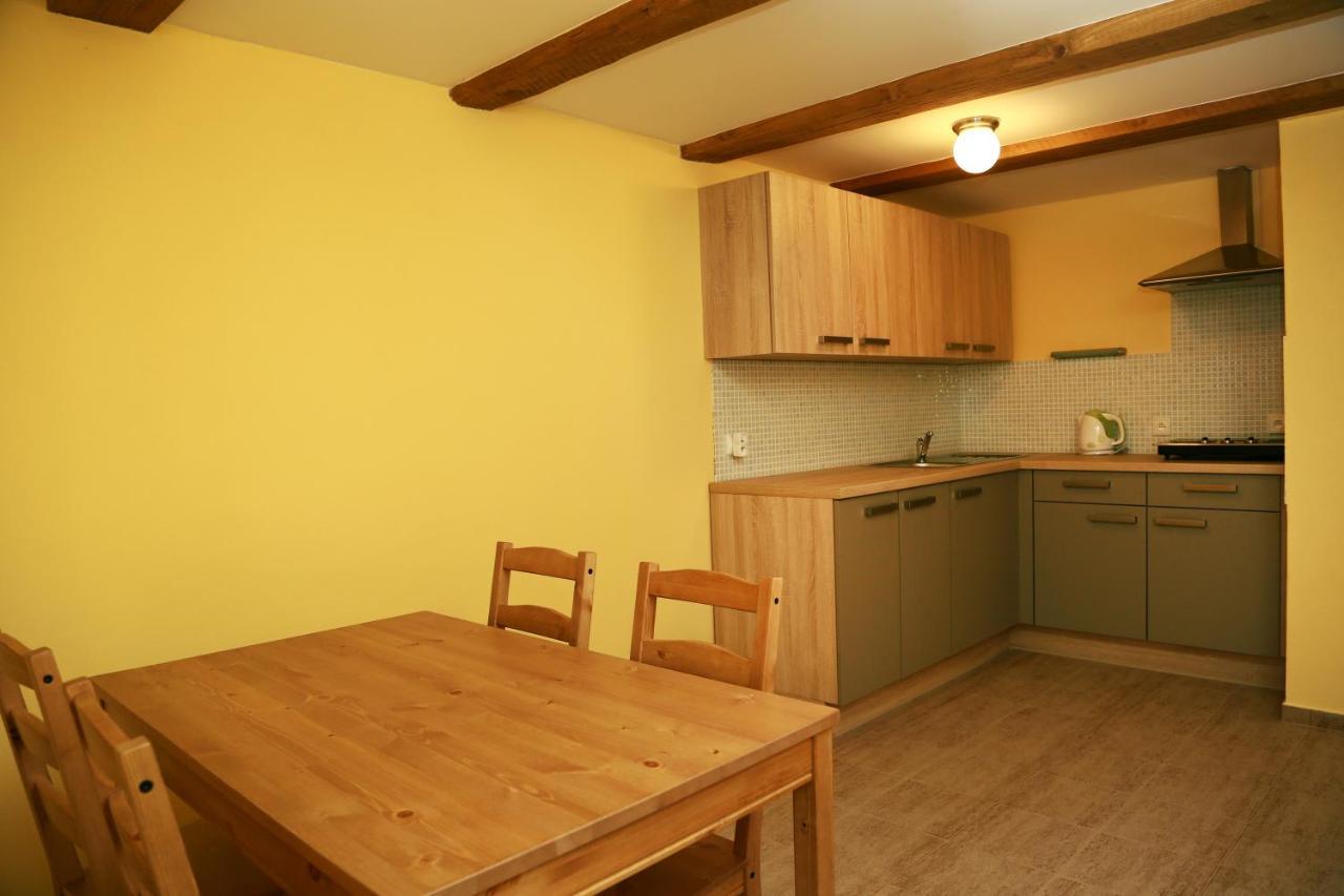 Zamek Liboun Hotel Louňovice pod Blaníkem Екстериор снимка