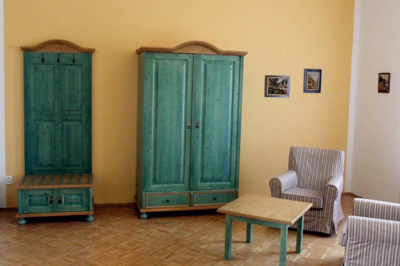 Zamek Liboun Hotel Louňovice pod Blaníkem Екстериор снимка
