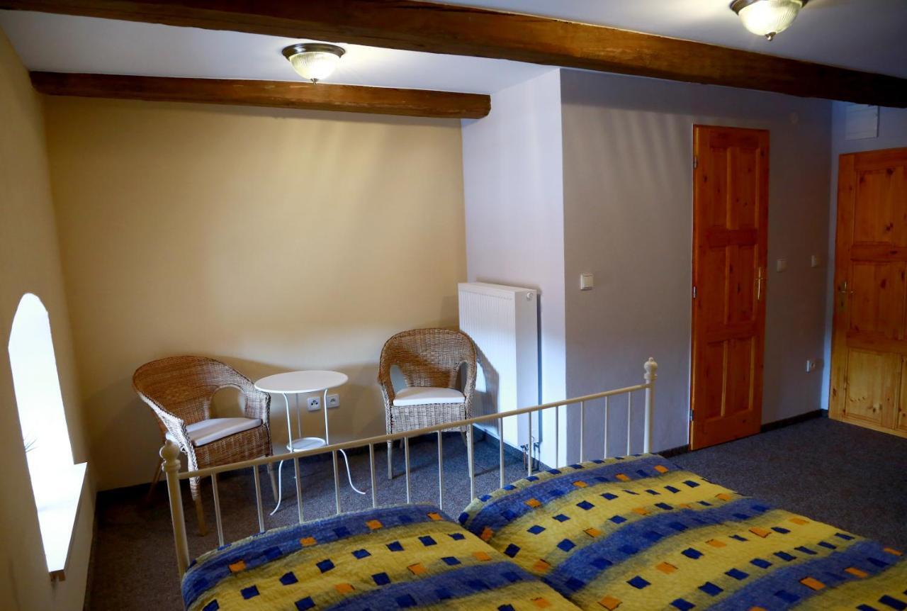 Zamek Liboun Hotel Louňovice pod Blaníkem Екстериор снимка